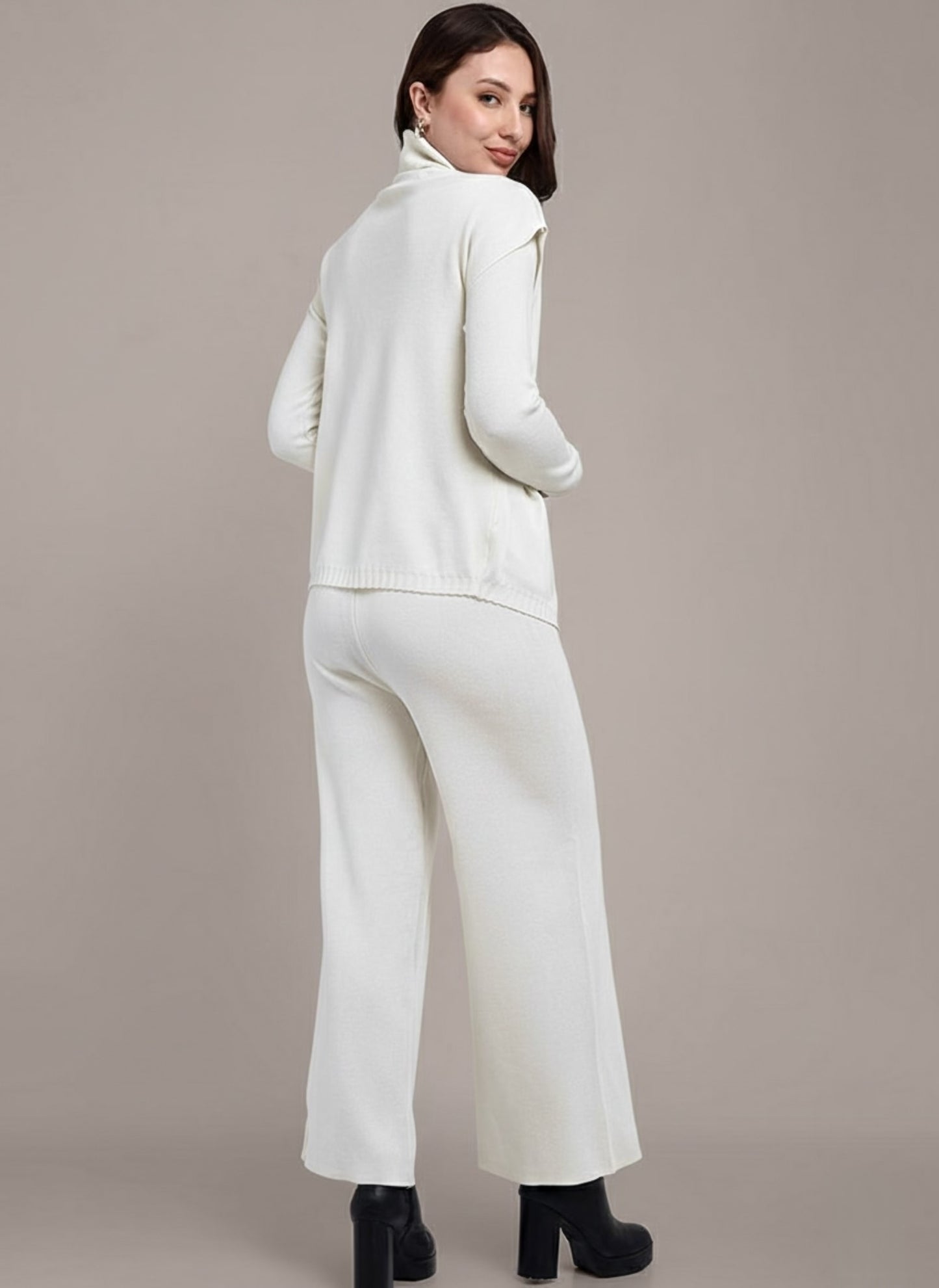 White Knitted Three-Piece Set